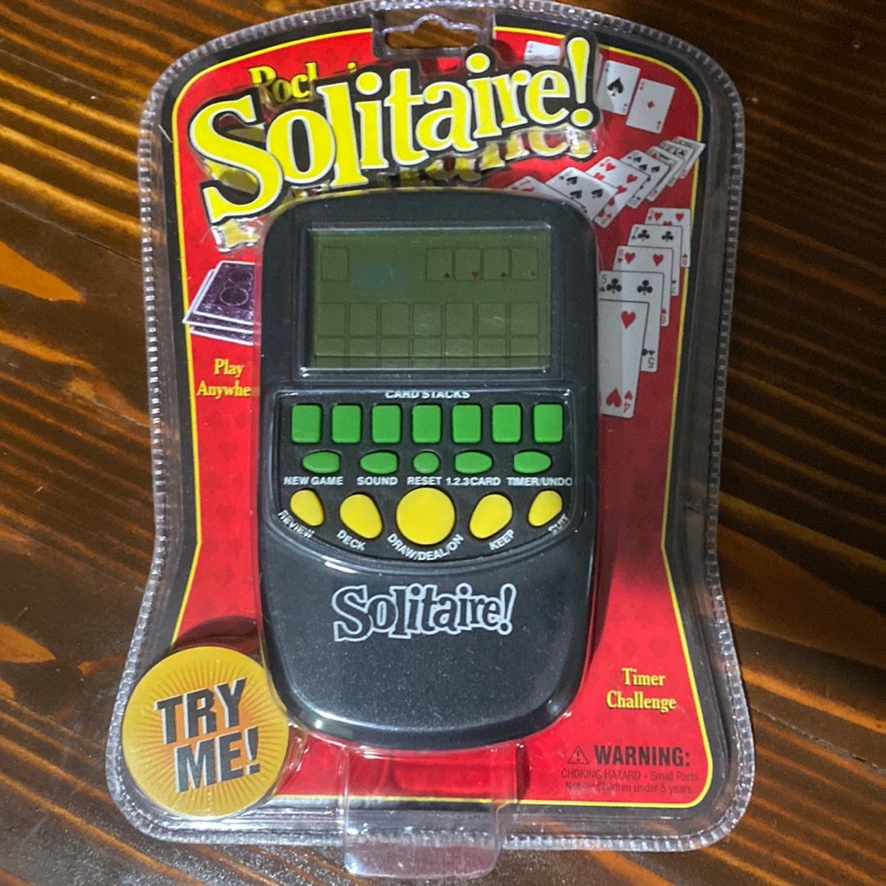 Vintage Pocket Arcade Solitare Electronic Hand Held Game NEW
